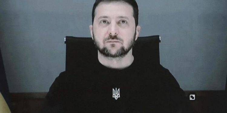 Ucraina, Zelensky diffonde video rifiutato da Fifa: “Summit globale per pace”