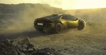 Bridgestone lancia il nuovo pneumatico All-Terrain Run-Flat per Supercar