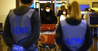 Covid, Ue “incoraggia” a introdurre test per chi parte da Cina