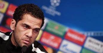 Dani Alves accusato di violenza sessuale a Barcellona