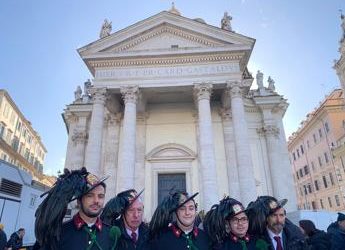 I bersaglieri omaggiano la ‘Bersagliera’