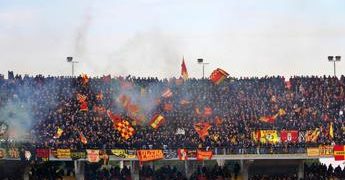 Lecce-Lazio 2-1, rimonta giallorossa