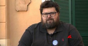 Maneskin, Adinolfi: “Baracconate che non scandalizzano, solo marketing”