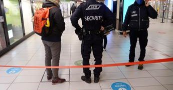 Milano, 17enne sotto la metro a Cadorna: ricoverato in codice rosso