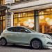 Nuova Lancia Ypsilon: elegante, connessa e ibrida