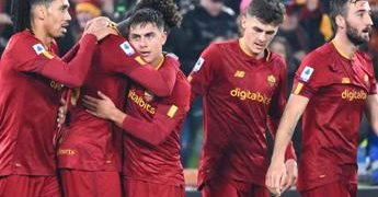 Roma-Fiorentina 2-0, doppietta Dybala stende i viola