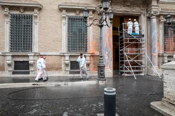 Senato Imbrattato, Ultima Generazione: “Vernice era lavabile”