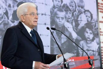 Shoah, Mattarella: “Tossine letali offuscarono menti, memoria è dire mai più”