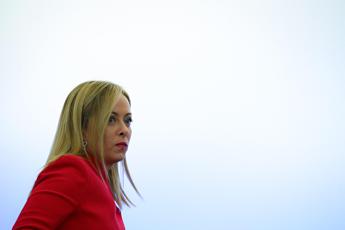 Sondaggi politici, Fratelli d’Italia stabile e M5S cala