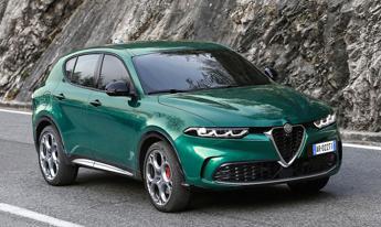 Stellantis: leader in Italia nelle vendite dei veicoli a basse emissioni