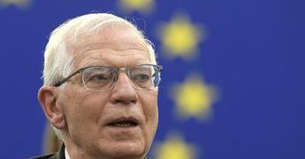 Ucraina, Borrell: “Ue ha dato quasi 50 miliardi di aiuti, più degli Usa”