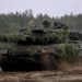 Ucraina, Gb a Germania: “Mandate subito carri armati Leopard”