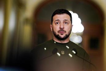 Ucraina-Russia, Zelensky: “Battaglia per Soledar continua”