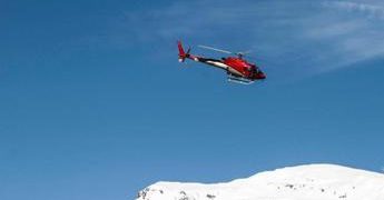 Valtellina, sciatore si schianta contro cannone sparaneve: morto