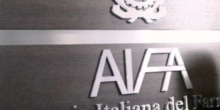 Carenza farmaci, Palù: “Non c’è allarme reale, abbiamo alternative”