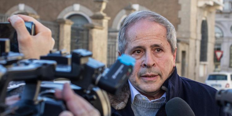 Covid, Crisanti: “E’ sparito più del Pd grazie ai vaccini”