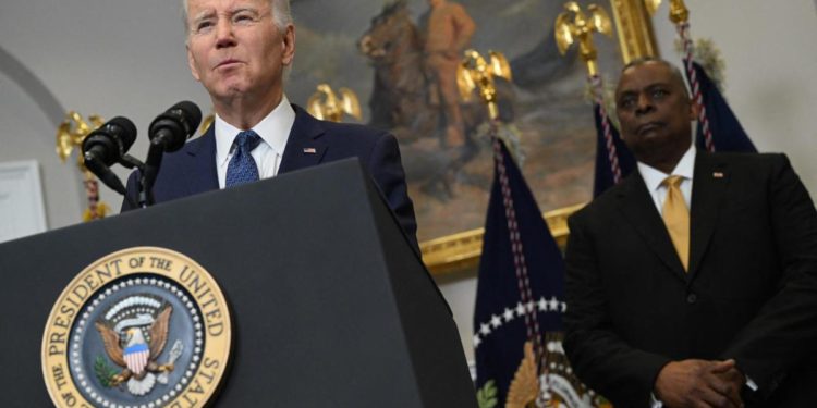 Ucraina, Biden: “Usa inviano 31 tank Abrams, ci vorrà del tempo”