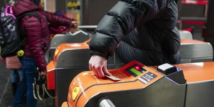 Milano, da lunedì aumentano biglietti Atm