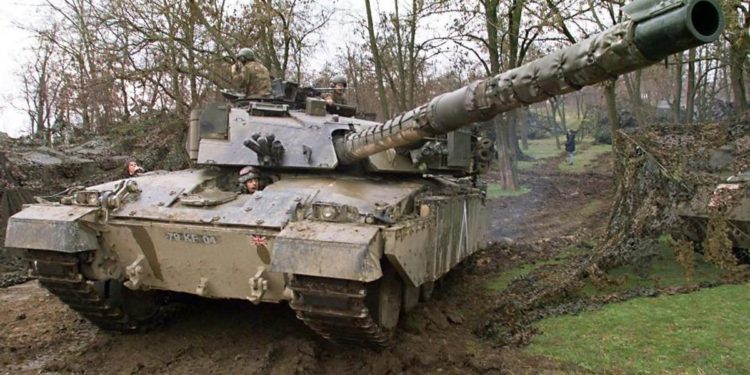 Ucraina, “probabile arrivo tank Gb intorno Pasqua”