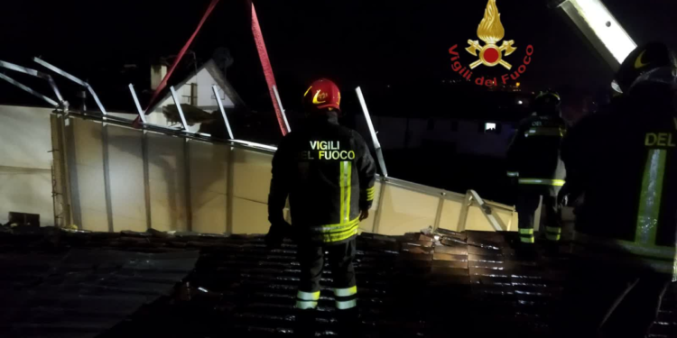 Tromba d’aria a Valmontone, 2 feriti lievi e danni a decine di case