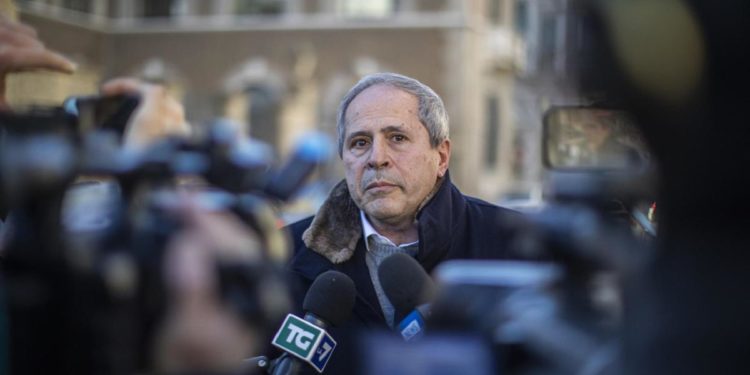 Inchiesta tamponi rapidi in Veneto, Crisanti: “Lascio l’università di Padova”