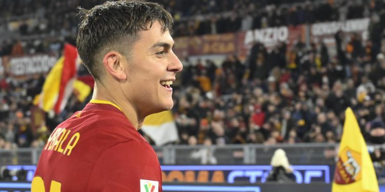 Coppa Italia, Roma-Genoa 1-0: gol Dybala e giallorossi ai quarti