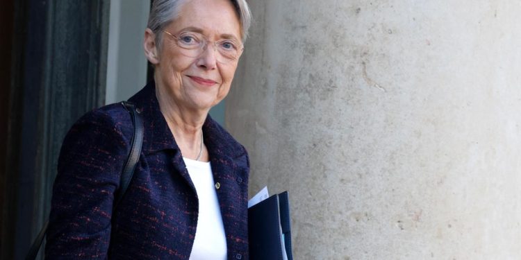 Francia, riforma pensioni: età salirà da 62 a 64 anni entro 2030