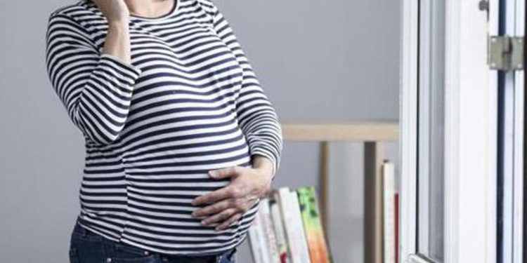 Covid, in gravidanza rischio morte 8 volte maggiore e pericoli per il bebè