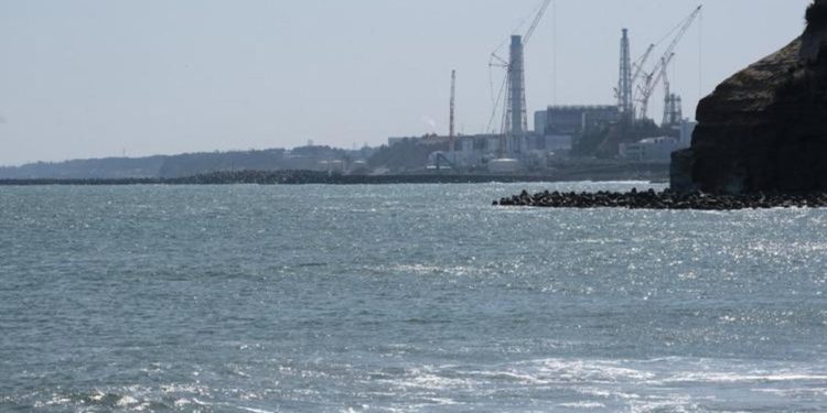 Fukushima, l’acqua della centrale finirà in mare