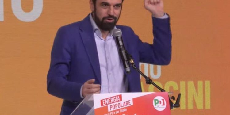 L’ex M5S Dino Giarrusso annuncia l’ingresso nel Pd