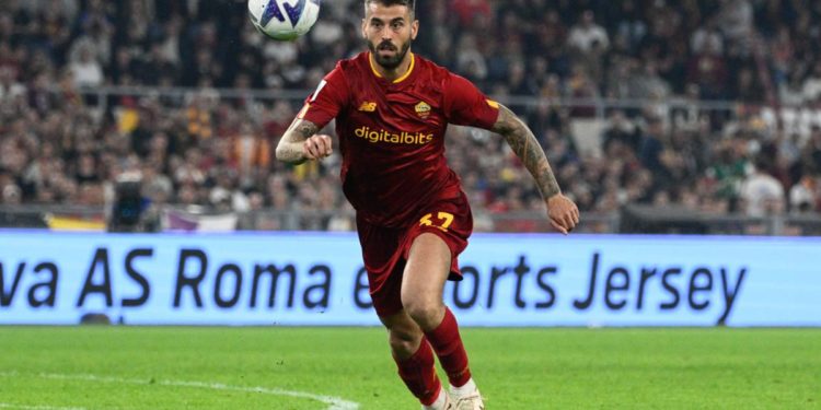 Roma, lesione 1° grado a flessore coscia destra per Spinazzola