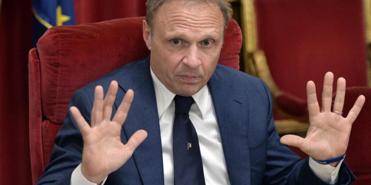 Governo, Lollobrigida: “Non ci sono tensioni in maggioranza”