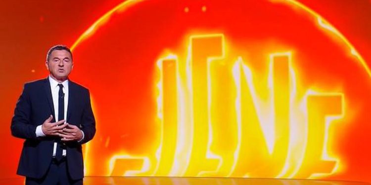 Le Iene, Teo Mammucari lascia: al suo posto Max Angioni