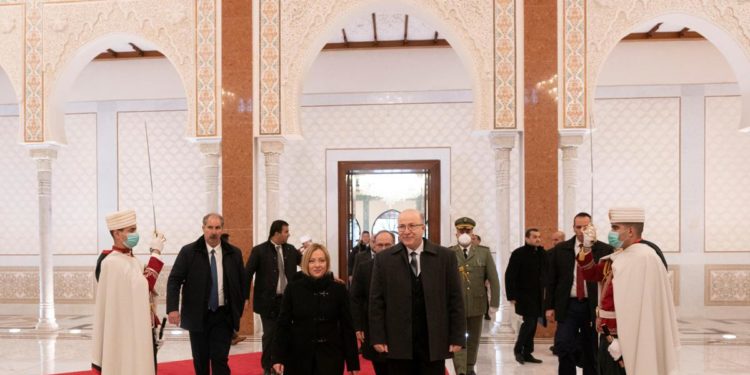 Meloni vola ad Algeri e blinda Nordio: ora cronoprogramma giustizia