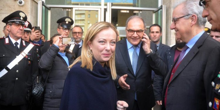 Messina Denaro, Meloni: “Trattativa? Boss andrà al carcere duro”