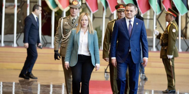 Meloni in Libia vede al-Dabaiba: migranti ed energia al centro dell’incontro