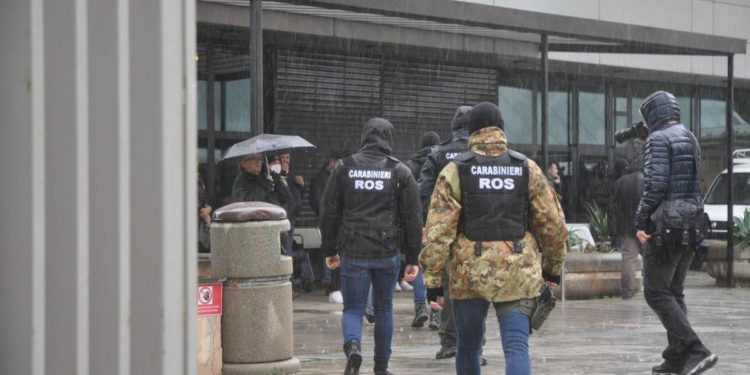 Messina Denaro, ecco come i Ros hanno catturato il boss malato