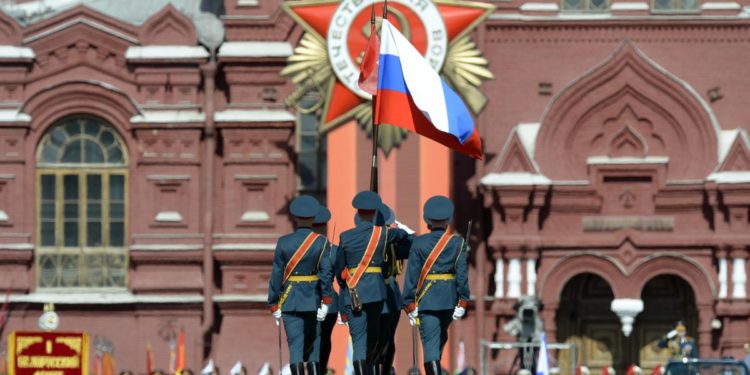 Ucraina, 007 Gb: “In Russia torna addestramento militare in scuole”
