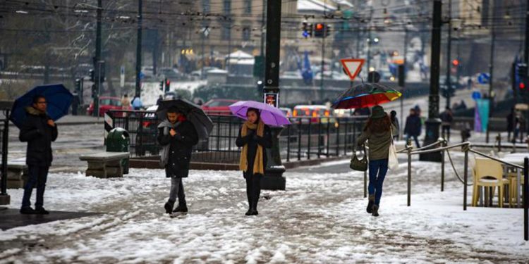 Maltempo, neve e raffiche di burrasca: allerta arancione in 2 regioni