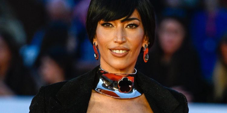 Nina Zilli dopo spoiler su gravidanza: “Biggio, ma vaff…”