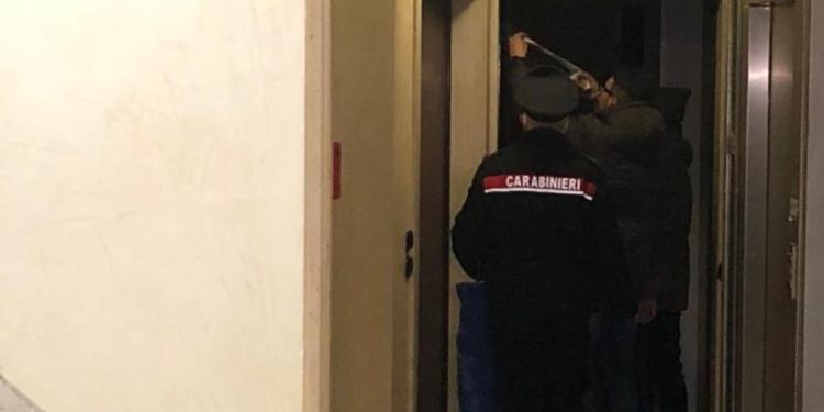 Omicidio-suicidio Ortona, soffoca il fratello disabile e si impicca