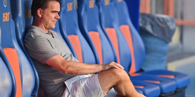 Overmars, danni al cuore: condizioni gravi
