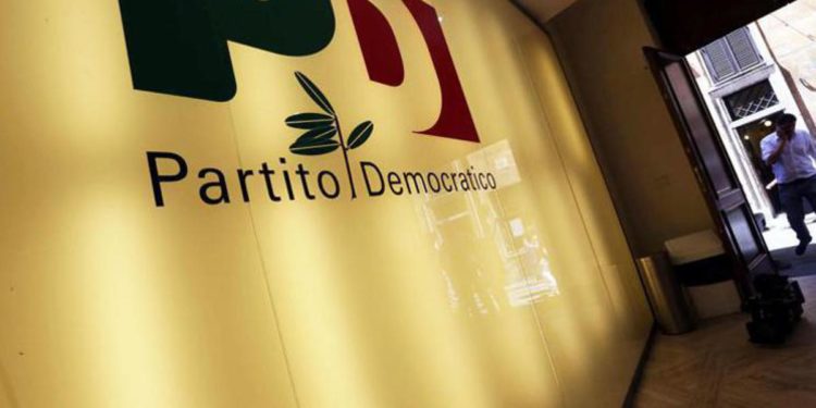 Pd, primarie e voto online: area Schlein insiste