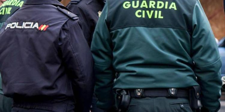 Spagna, attacco a colpi di katana in chiesa: un morto e 4 feriti