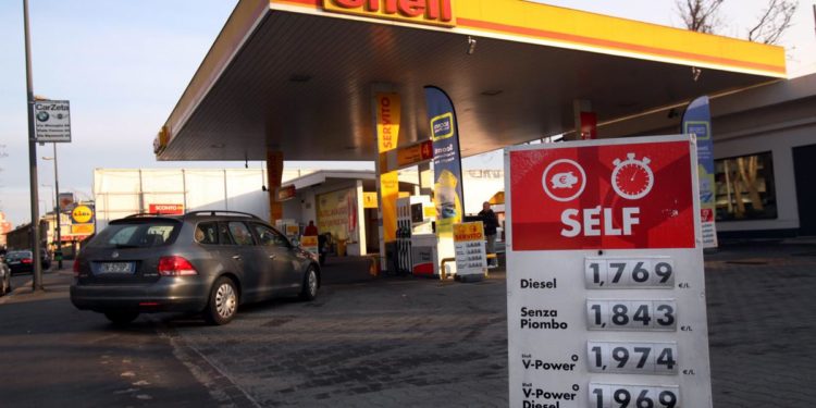 Carburanti, Rossetti (Assopetroli): “Prezzo medio esposto inutile”