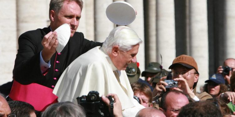 Benedetto XVI, padre Georg: “Ecco i suoi ultimi momenti di vita”