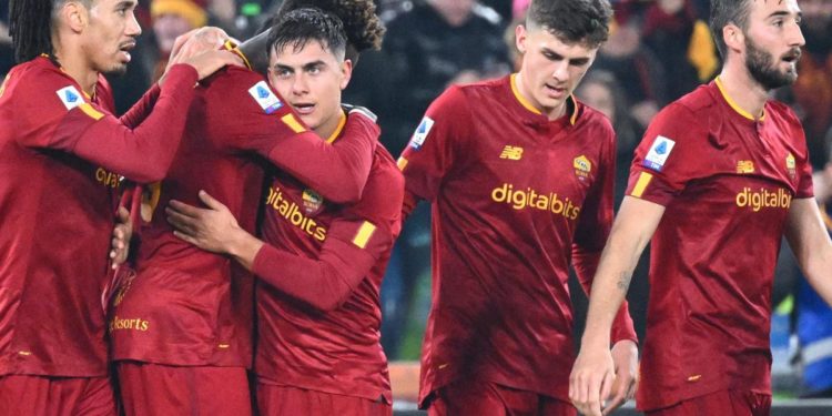 Roma-Spezia 2-0, giallorossi volano al quarto posto
