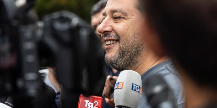 Salvini in cantiere del Lodigiano: “Meglio essere qui che a Cortina”