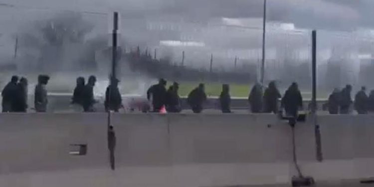 Scontri in A1, giudice non convalida arresto: tornano liberi 2 ultras giallorossi