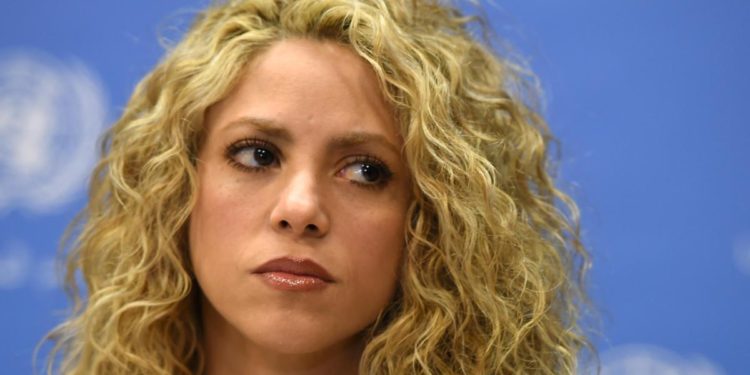 Shakira contro Piqué nella nuova canzone: “Hai scambiato una Ferrari con una Twingo” – Video
